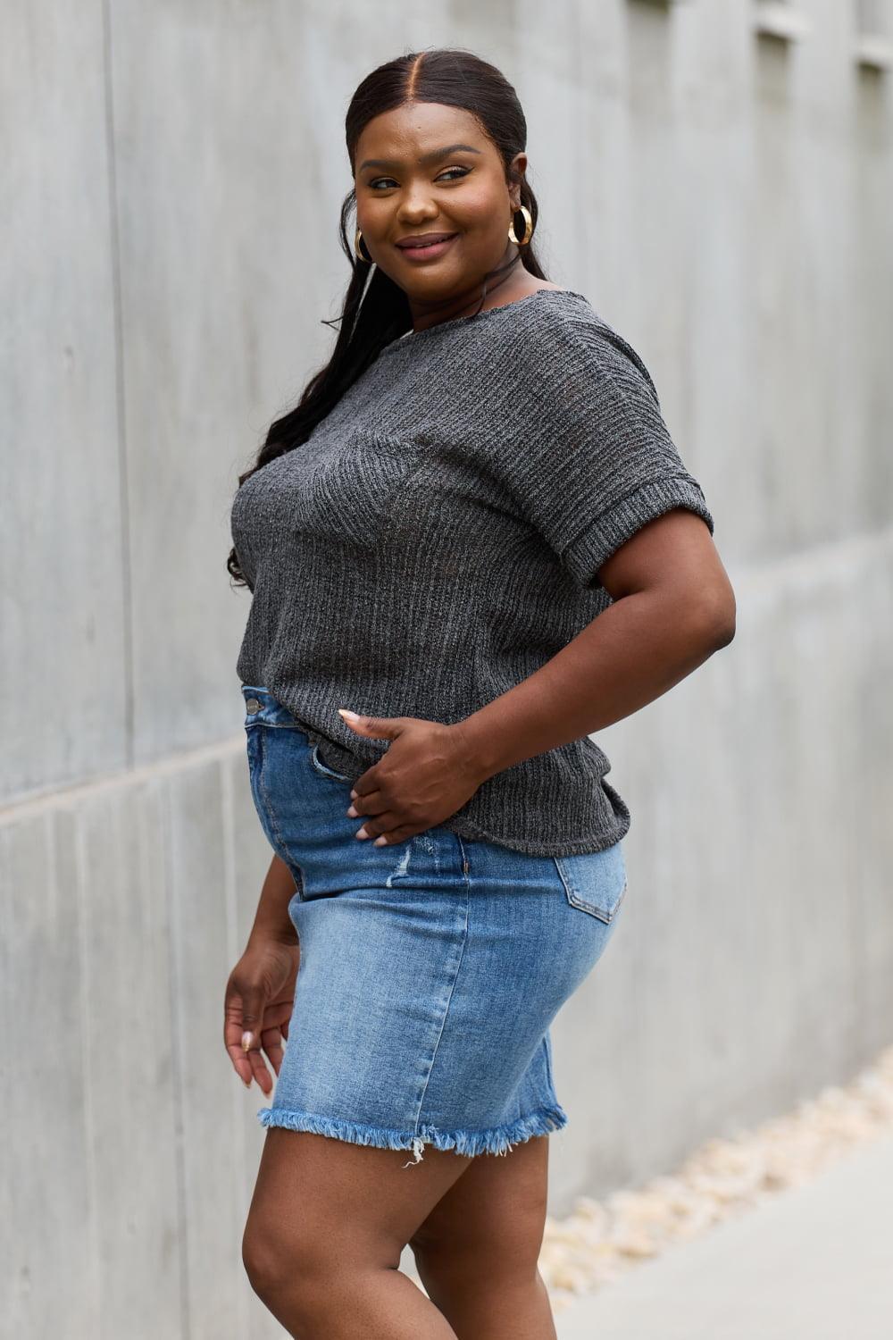 Short Sleeve Chest Pocket Gray Plus Size Top - MXSTUDIO.COM