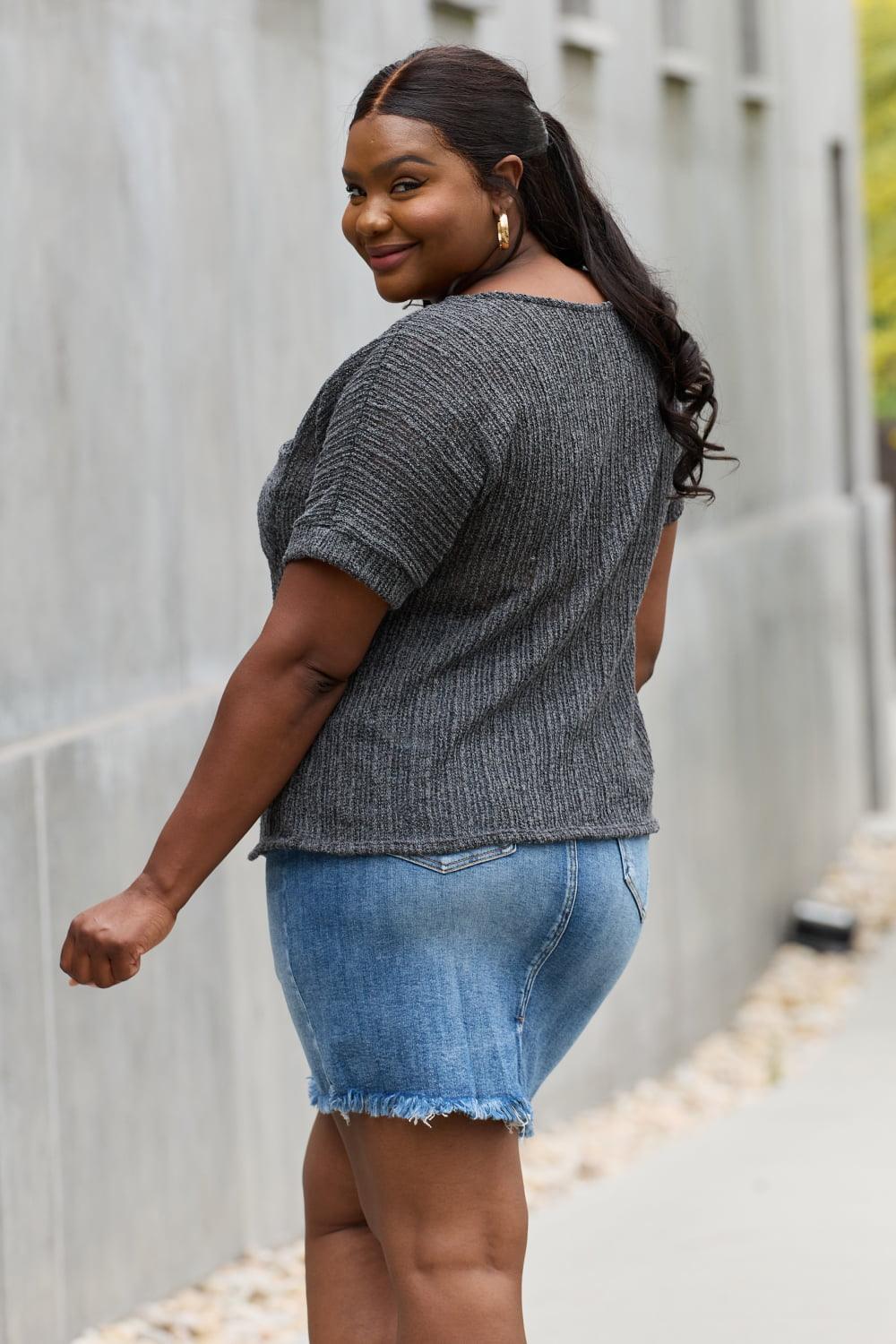 Short Sleeve Chest Pocket Gray Plus Size Top - MXSTUDIO.COM