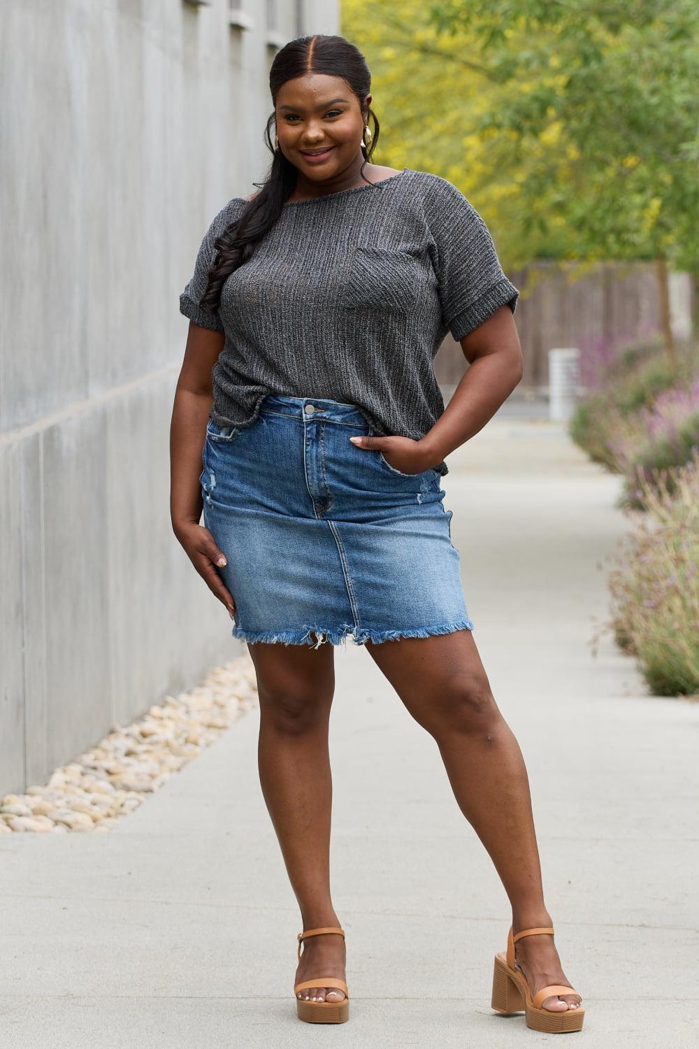 Short Sleeve Chest Pocket Gray Plus Size Top - MXSTUDIO.COM