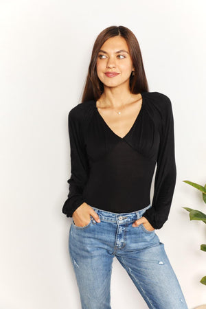 Streamlined Fit V- Neck Plus Size Black Bodysuit - MXSTUDIO.COM