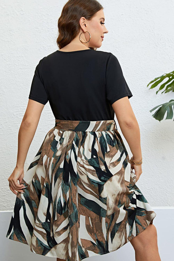 Two-Tone Belted Plus Size Knee Length Dress - MXSTUDIO.COM