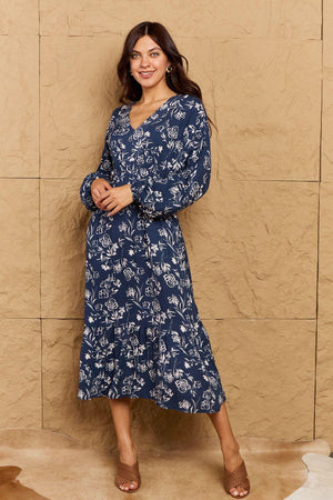 Vivacious Long Sleeve Plus Size Midi Dress - MXSTUDIO.COM