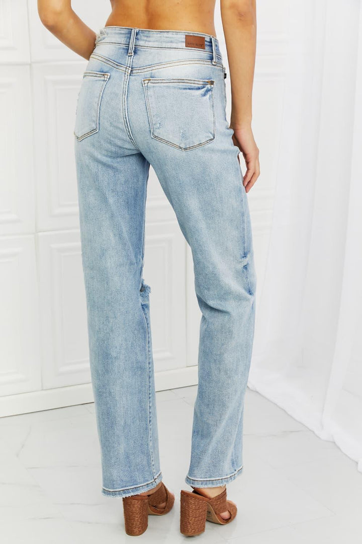 Weekend Chill Distressed Plus Size Straight Leg Jeans - MXSTUDIO.COM