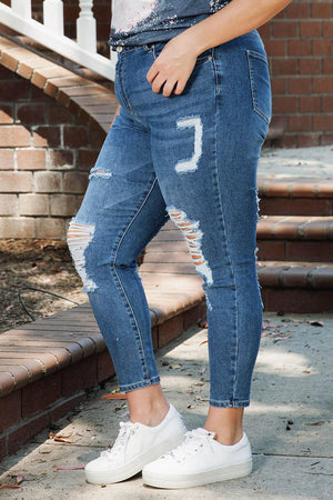 Curve-Embracing Plus Size Distressed Skinny Jeans - MXSTUDIO.COM