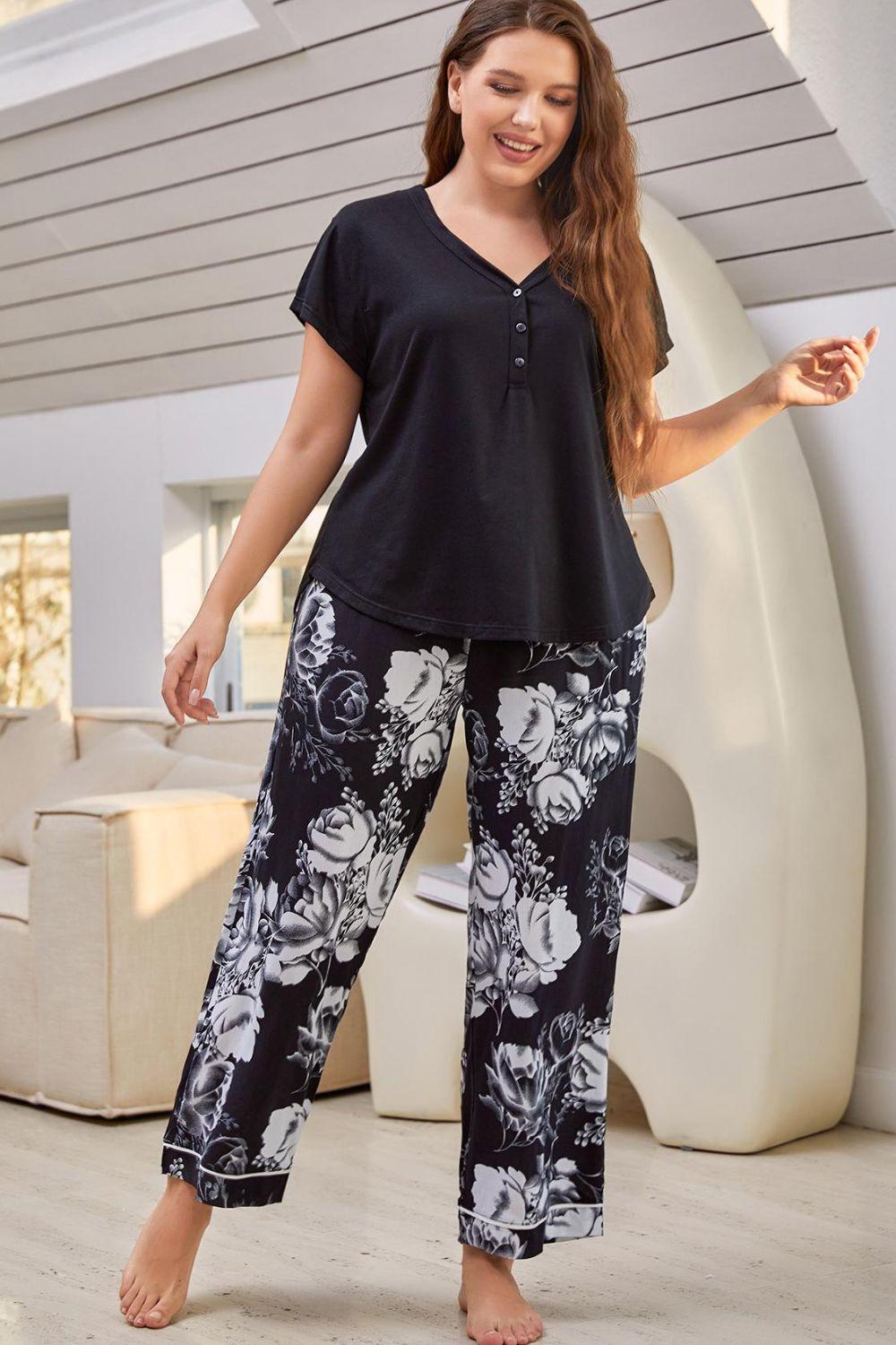 Black Top And Floral Pants Plus Size Lounge Set - MXSTUDIO.COM