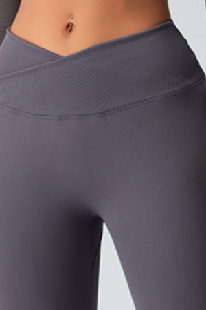 a close up of a person wearing a pair of leggings