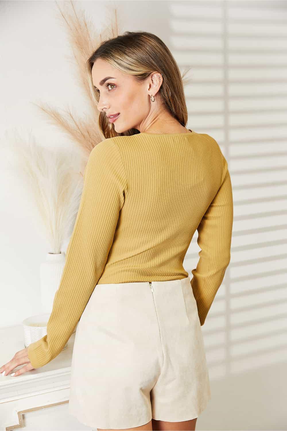 Crisscross Accent Ribbed Plus Size Yellow Bodysuit - MXSTUDIO.COM