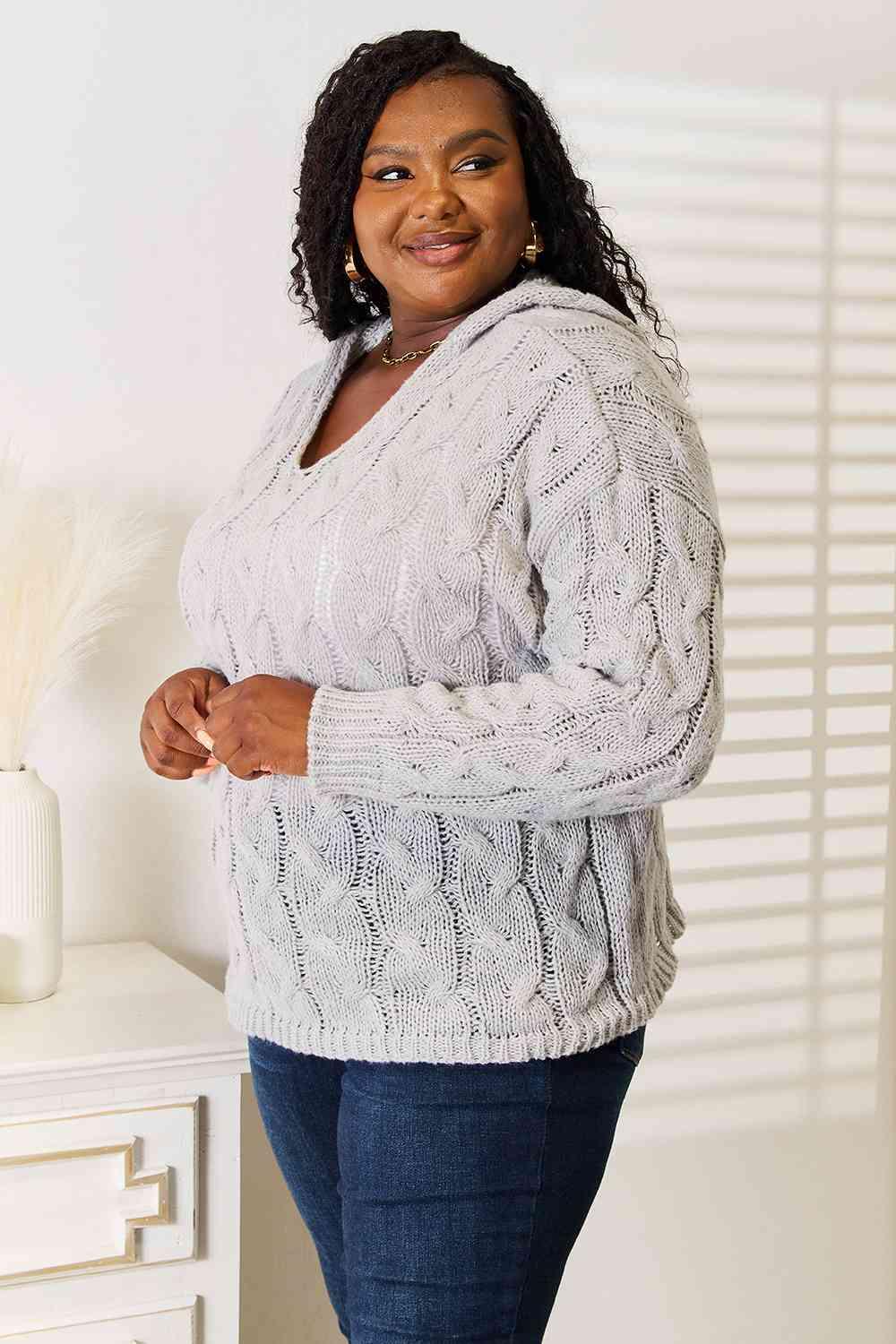 Light Gray Hooded Women's Plus Cable Knit Sweater - MXSTUDIO.COM