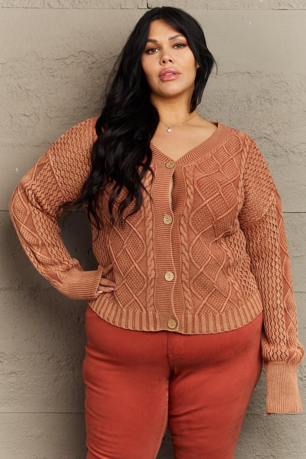 Button-Down Wash Women's Plus Size Cable Knit Cardigan - MXSTUDIO.COM