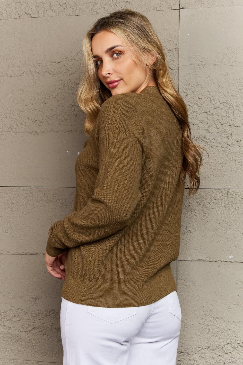 Button Down Plus Size Olive Green Cardigan - MXSTUDIO.COM